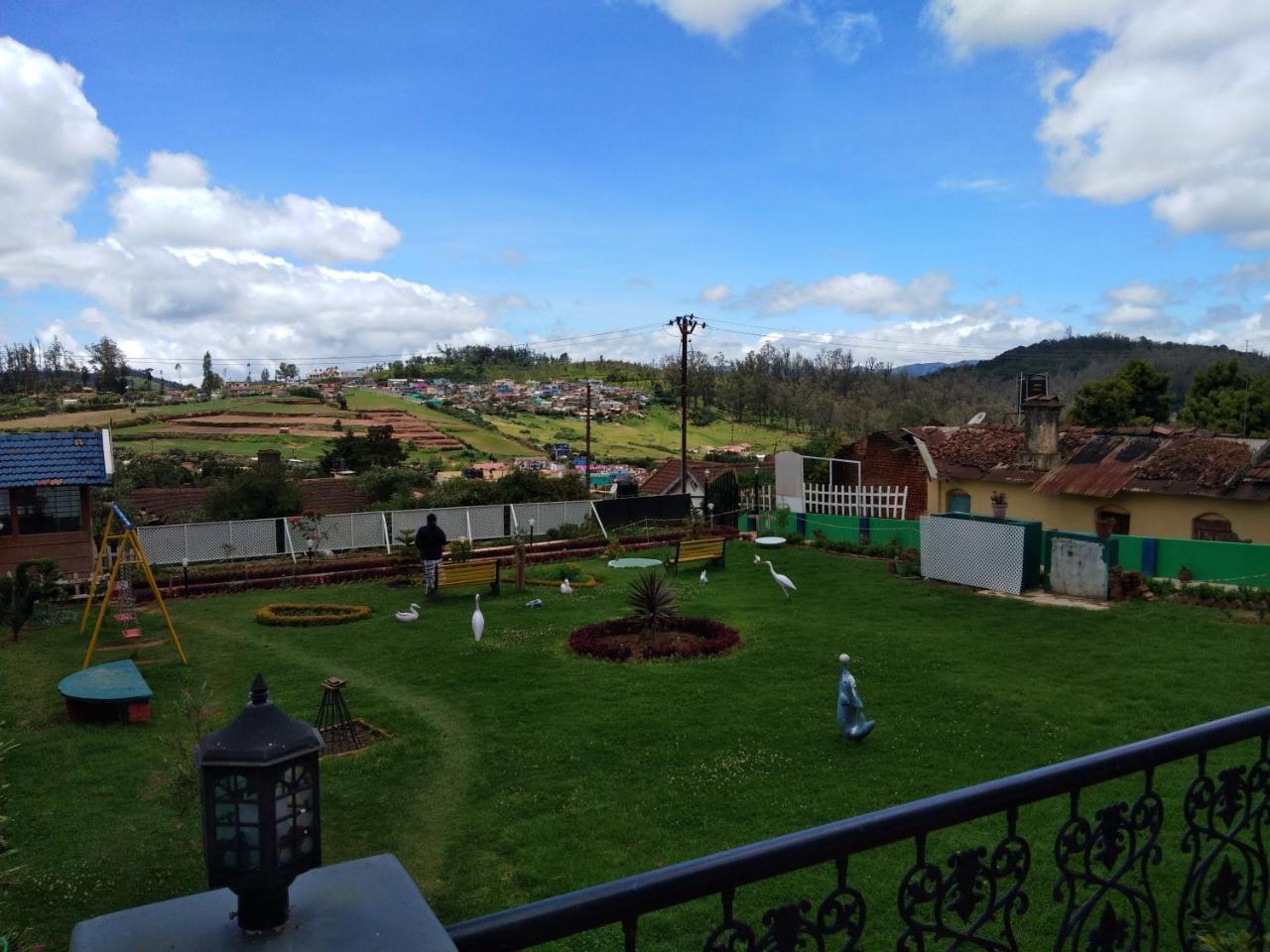 Drizzle Drop Inn Ooty Exteriör bild