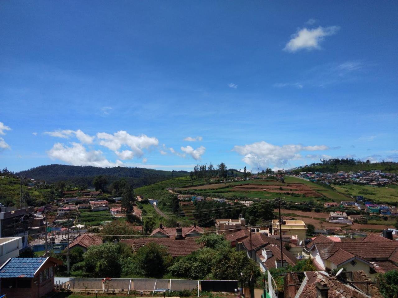 Drizzle Drop Inn Ooty Exteriör bild