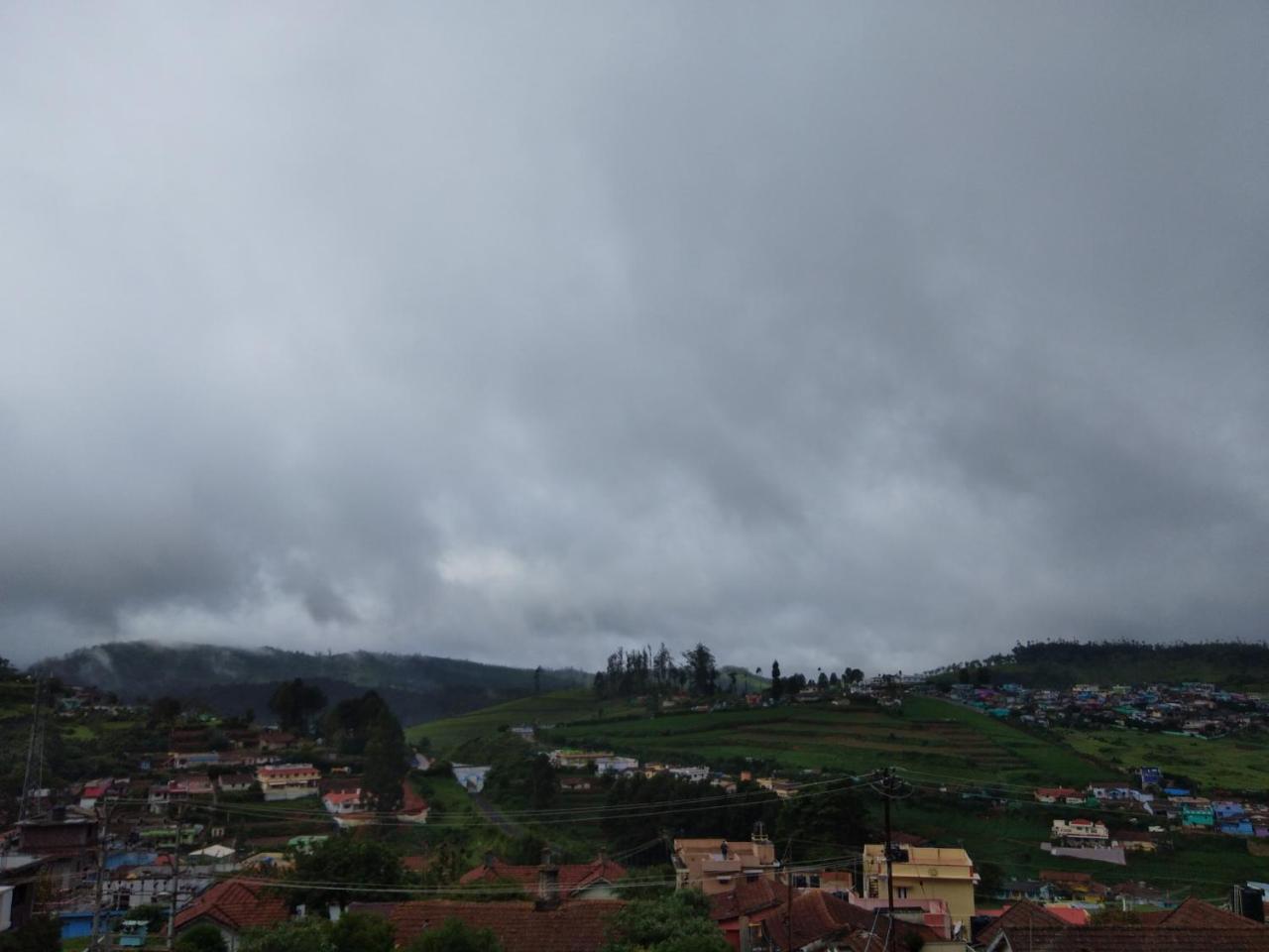 Drizzle Drop Inn Ooty Exteriör bild