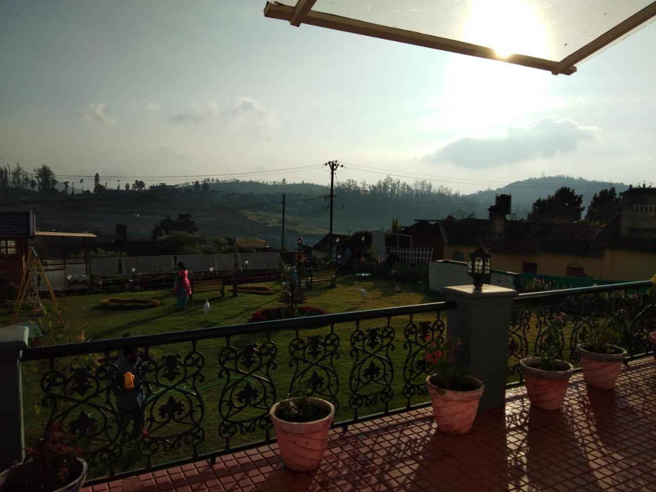 Drizzle Drop Inn Ooty Exteriör bild